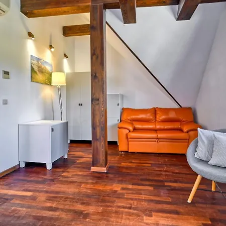 Lola 33 - Dwupoziomowy Przy Wyciagu Appartement